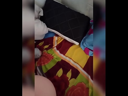 ❤️ زميلتي في السكن تبقى في المنزل بمفردها لأن زوجها يذهب في إجازة وأغتنم الفرصة لمضاجعتها وملء مؤخرتها بالحليب الإباحية الشرجية
